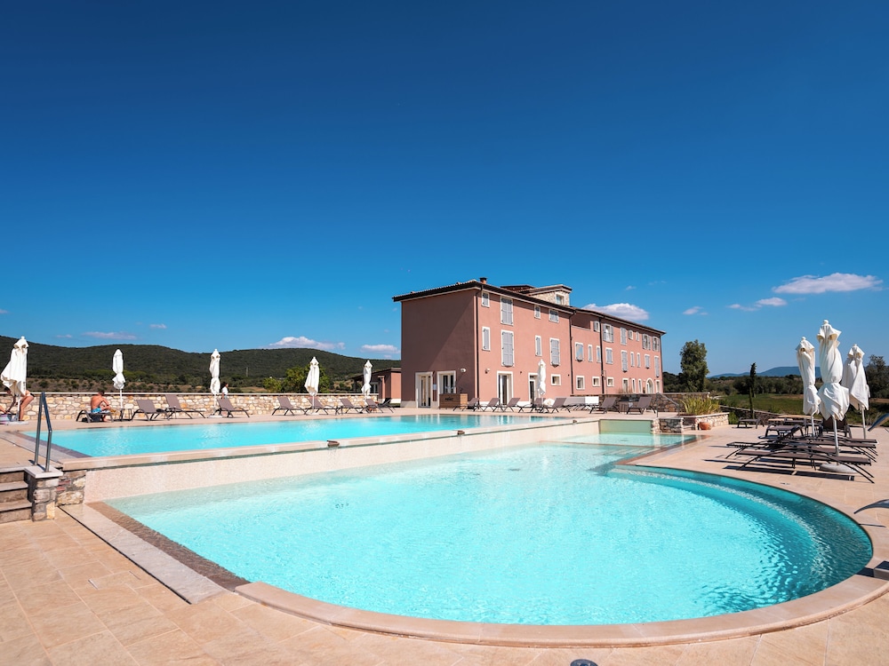 Riva Toscana Golf Resort & SPA 49/56