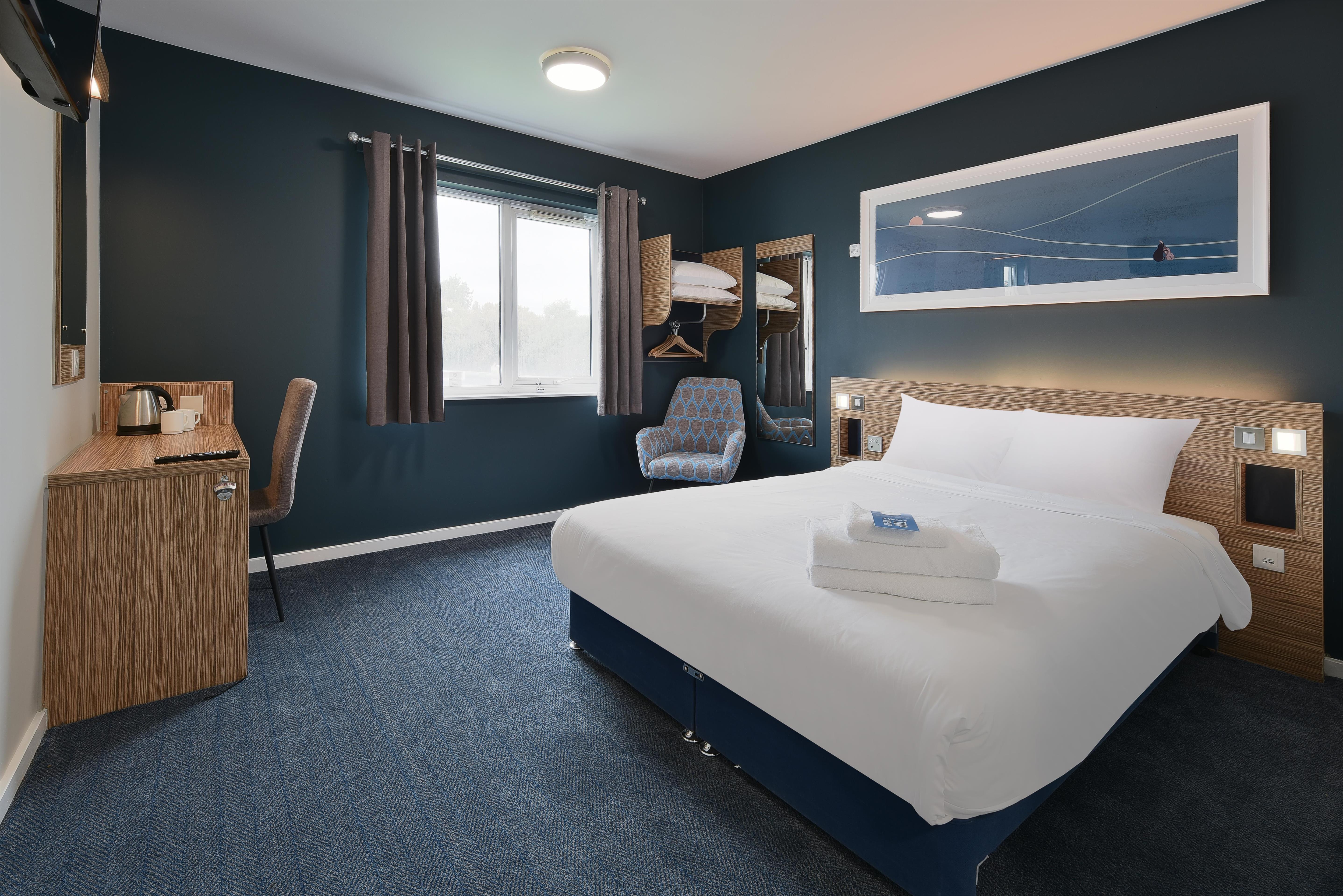 Travelodge Liverpool Stonedale Park Hotel 17/27