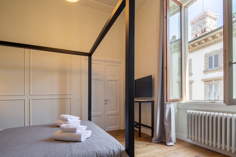 Florence Luxury Apartment Al Duomo 13/29