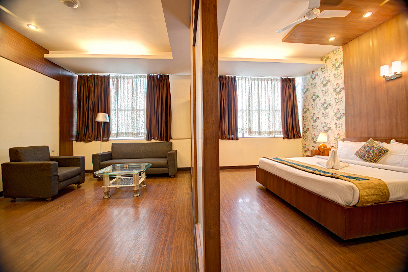 P.R RESIDENCY HOTEL 14/22