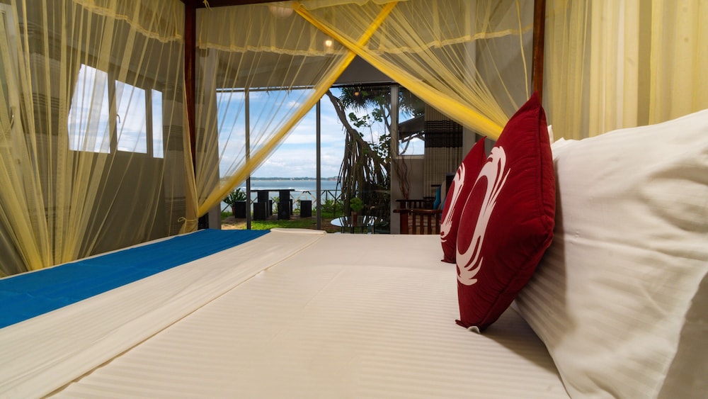Dinsara Pearl Villa 17/50
