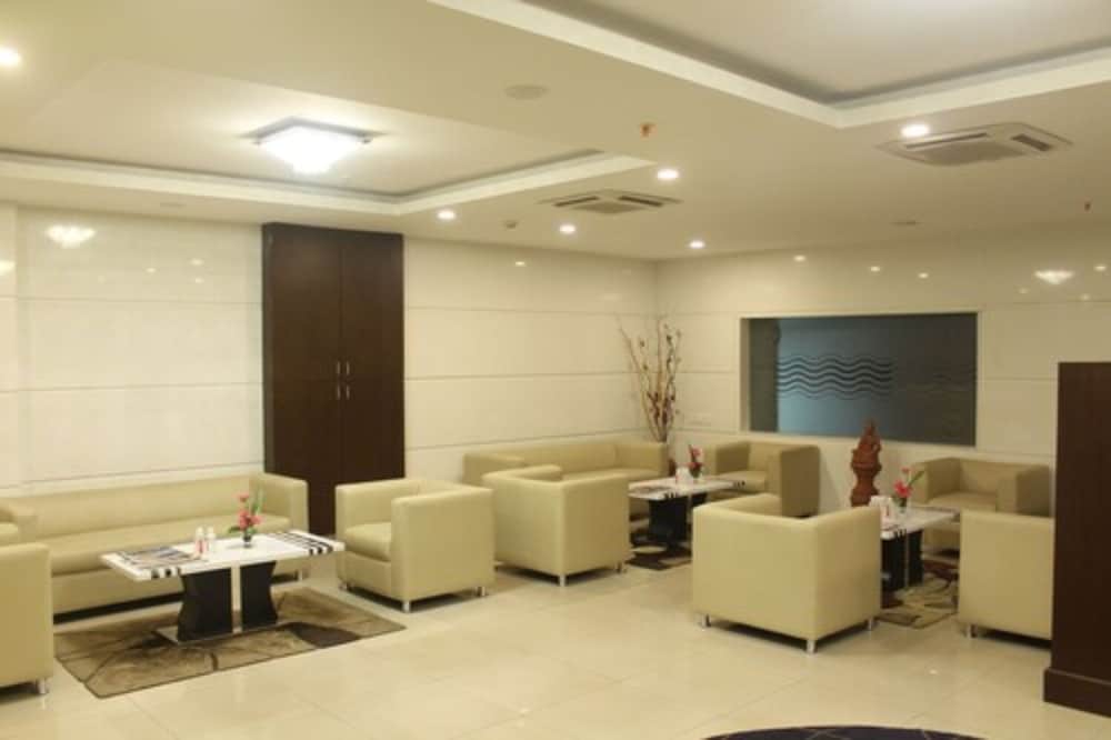 The Byke Suraj Plaza 45/64