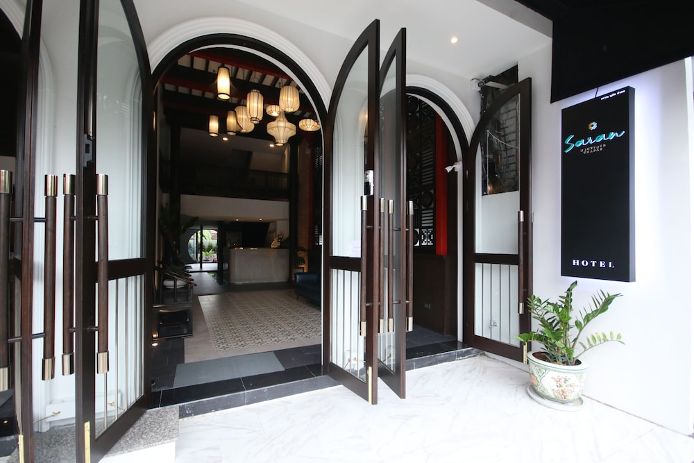 Saran Boutique Hotel Thapae 5/46