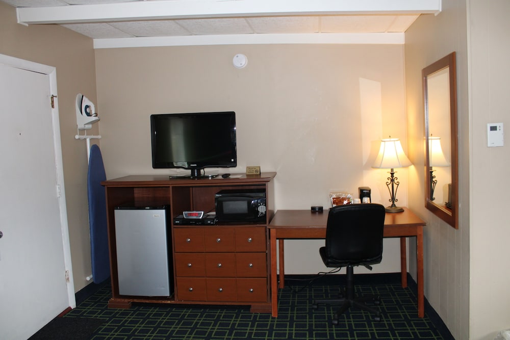 Claremont Motor Lodge 25/29