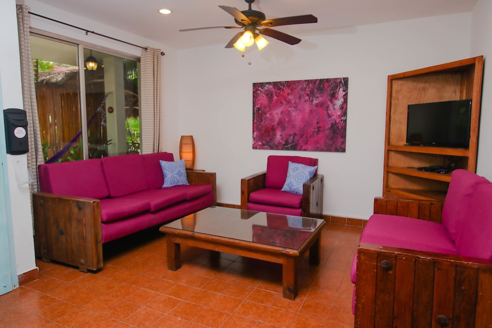Hotel Villas Colibri Suites and Bungalows 23/50