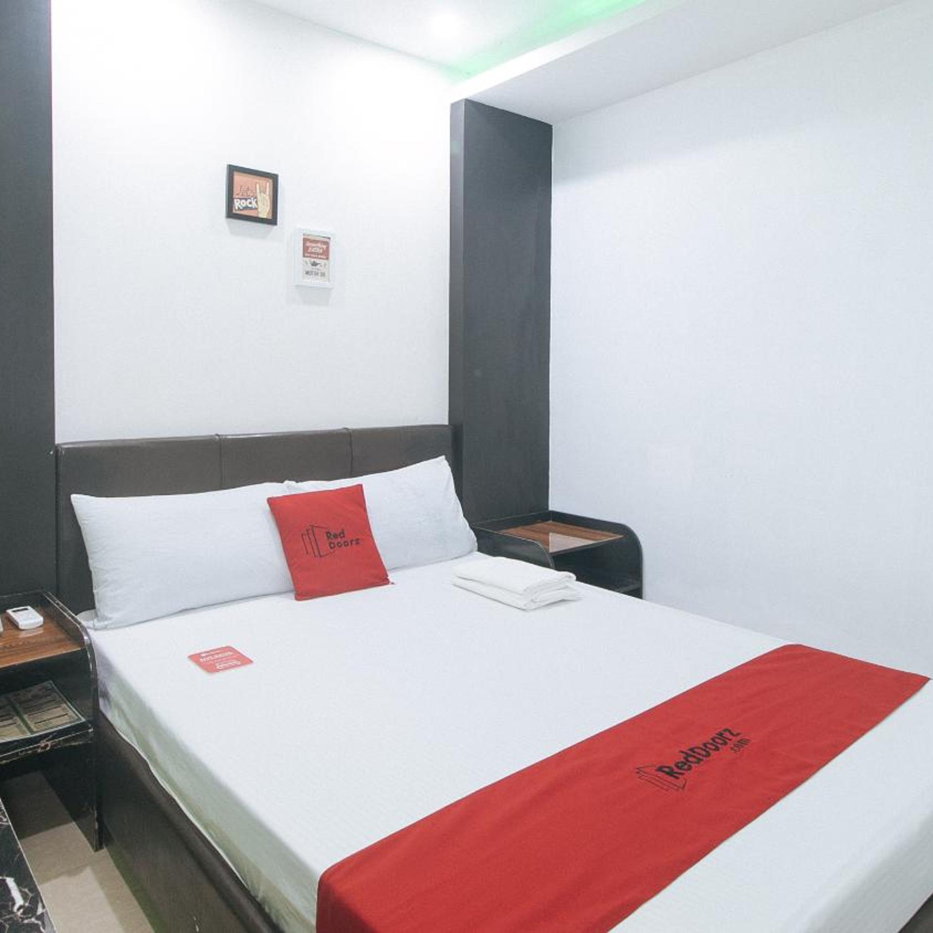 OYO 717 Ranchotel Bayanan 14/50
