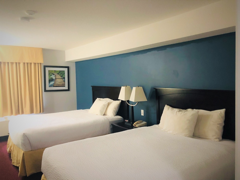 Days Inn By Wyndham Kamloops Bc 6/28