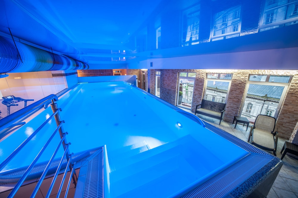 Hotel Gwarna 24/50