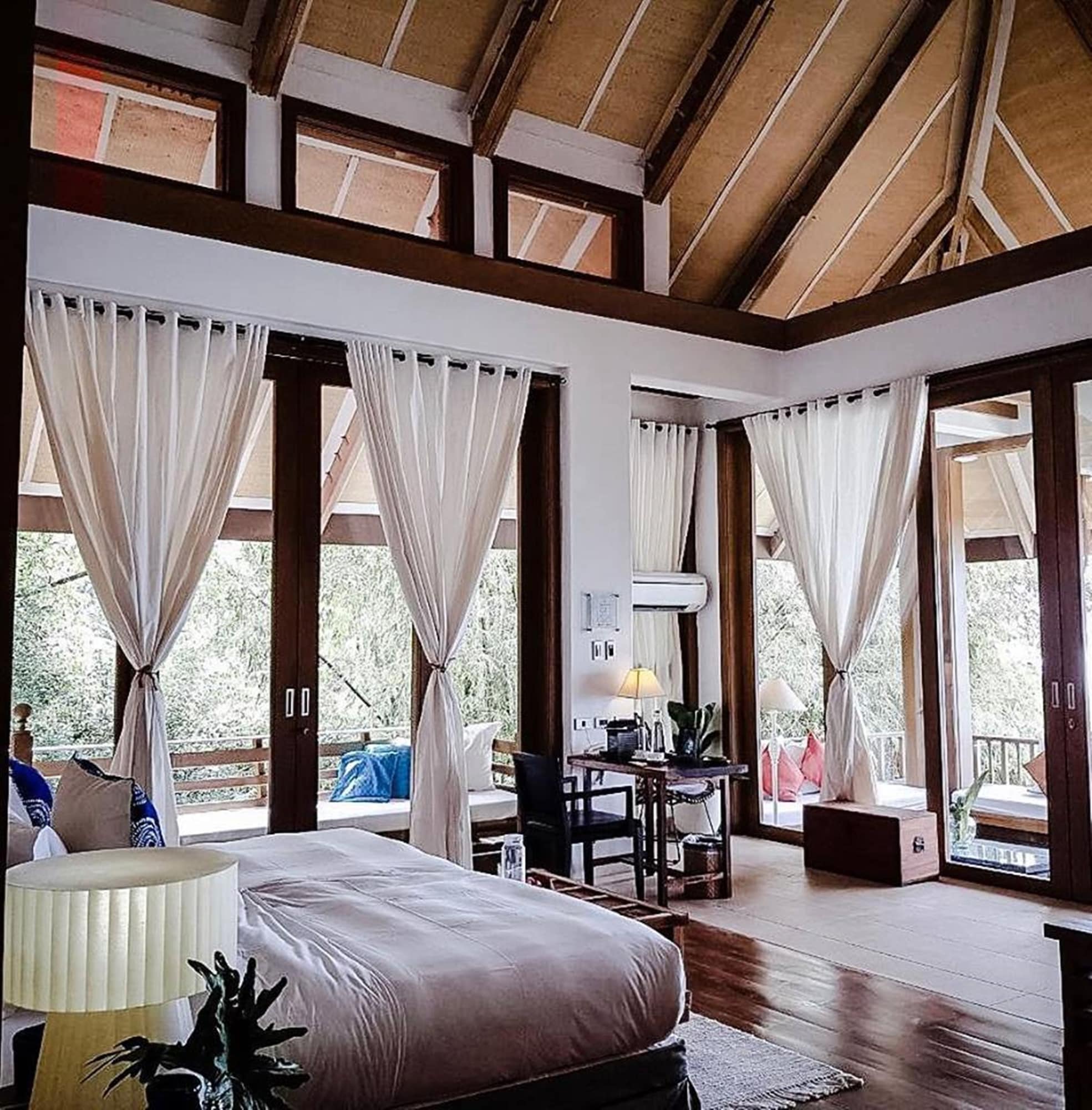 Presidential, Azure, Suite, King Bed, Ocean View