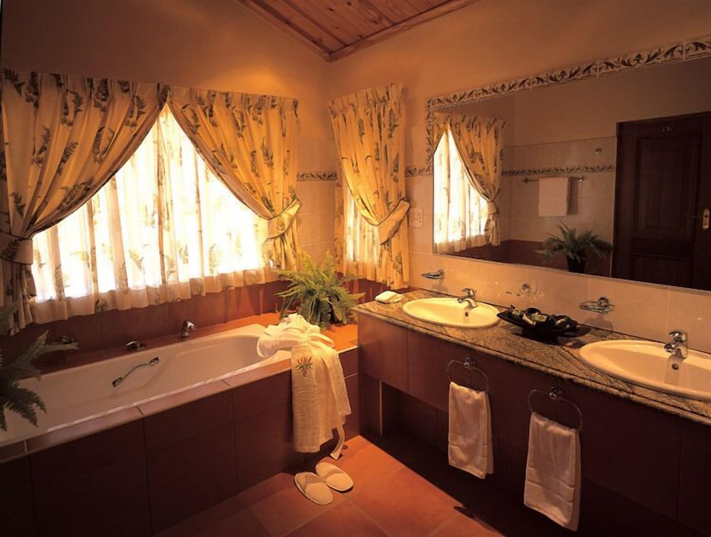 Pakamisa Private Game Reserve 34/34