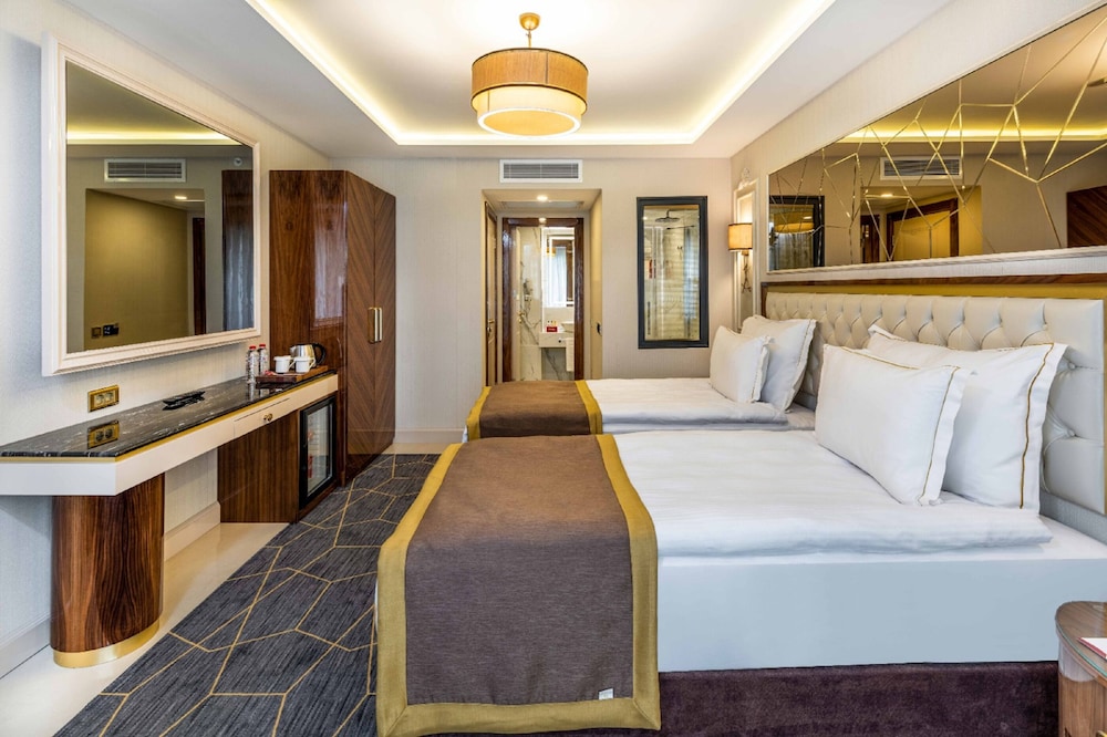 Beethoven Senfoni Hotel Istanbul 16/56