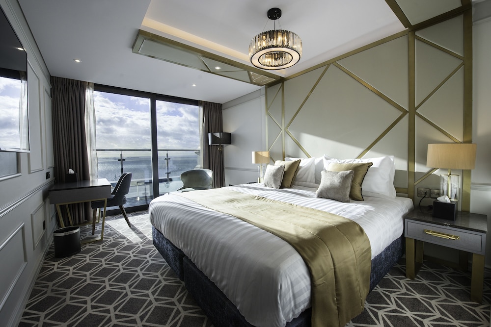 Seven Hotel 31/57