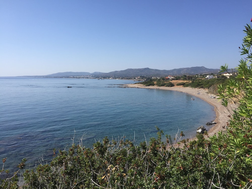 Al Mare Villas 25/67