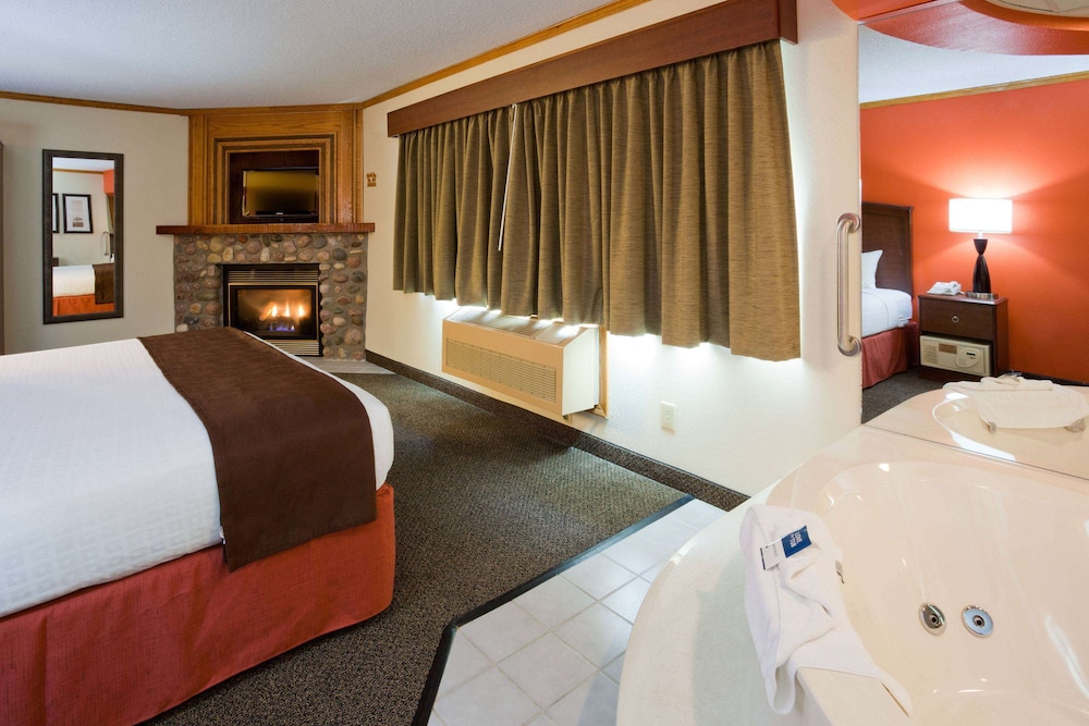 AmericInn by Wyndham Virginia 15/47