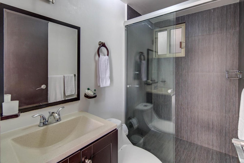 Grupo Kings Suites Musset 37/45