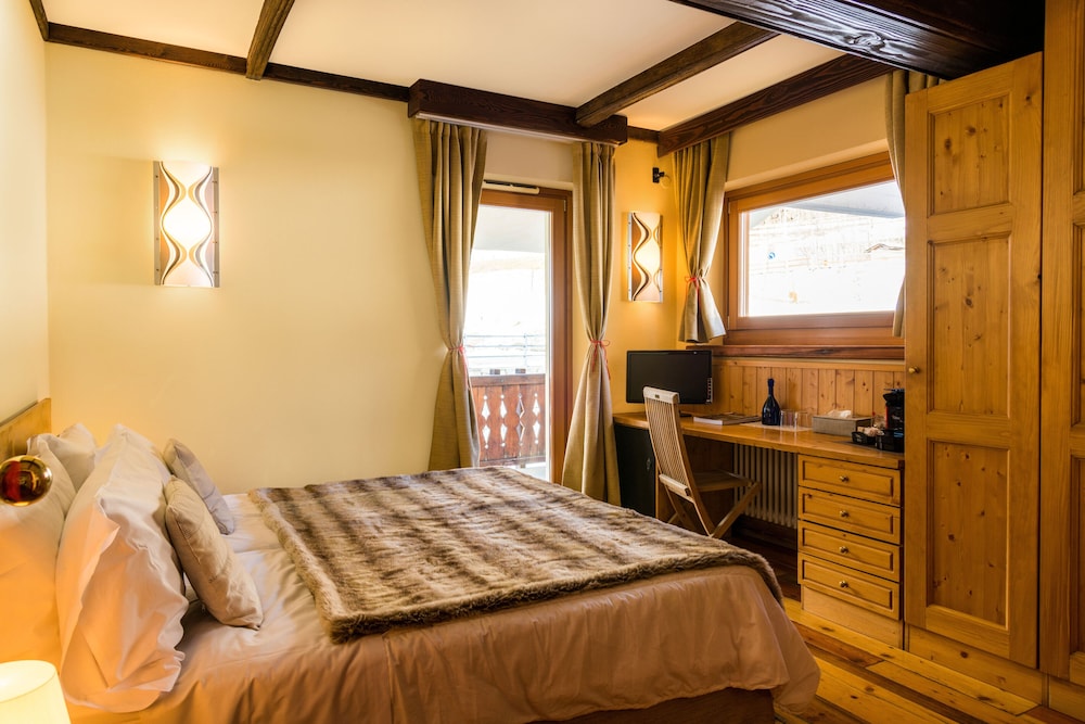 Shatush Hotel 19/50