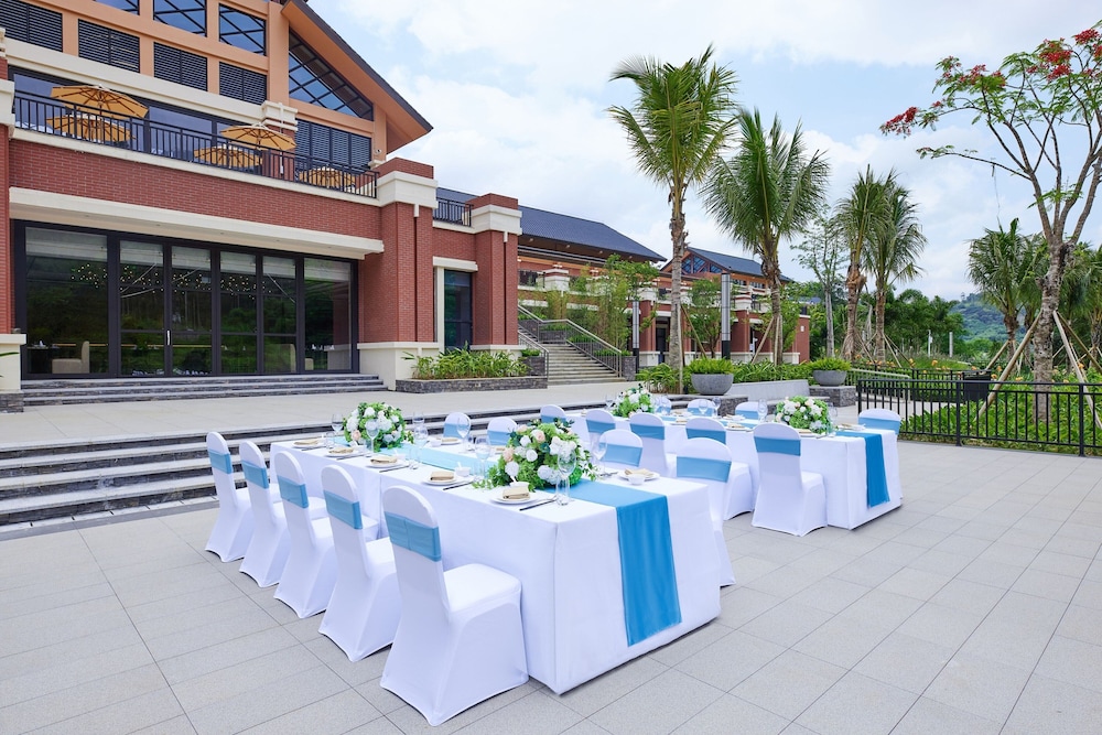 Four Points by Sheraton Hainan, Qiongzhong 19/21