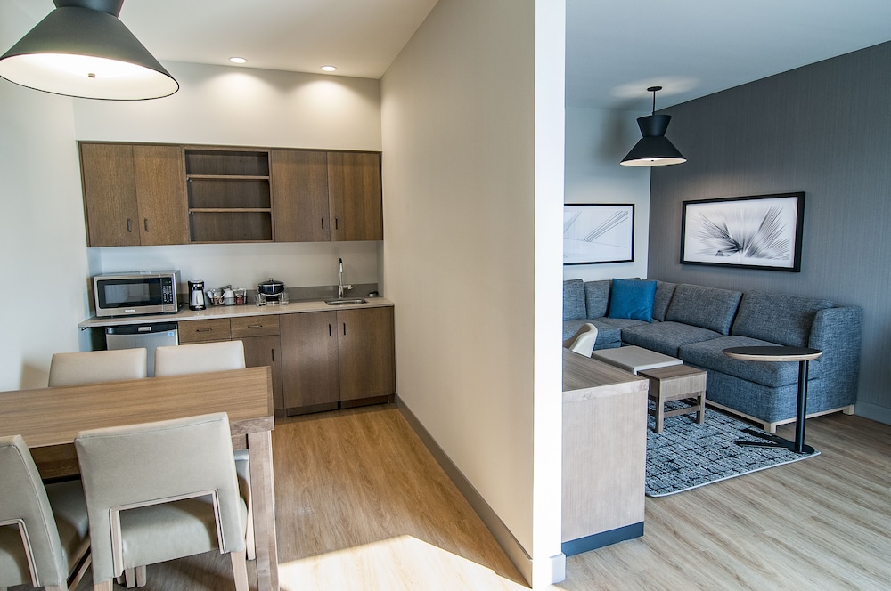 Hyatt Place Sioux Falls - South 17/26