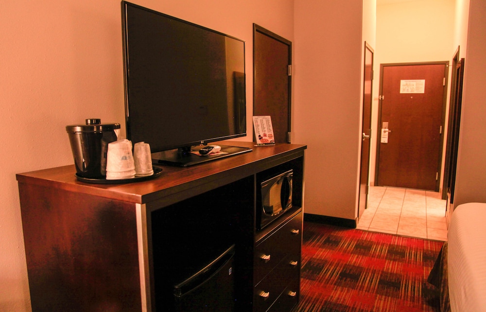 Holiday Inn Express Suites La Vale Cumberland 31/59