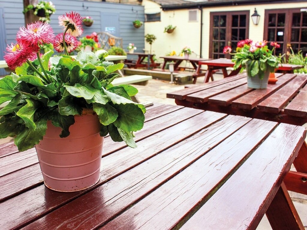 The Bugle Coaching Inn 43/50