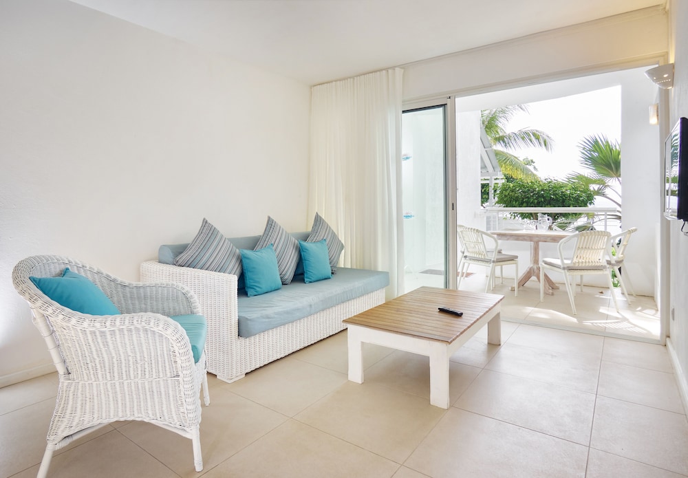 Le Beachclub Serviced Apartments And Villas 42/77