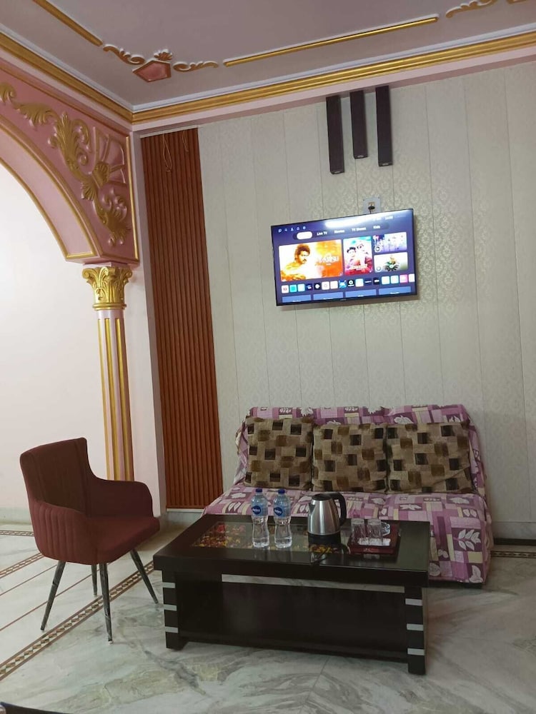 Trilok Residency 29/50