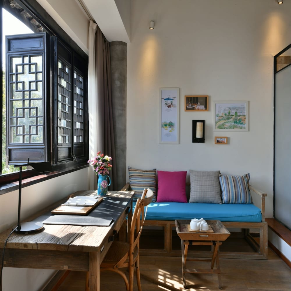 Blossom Hill Suzhou Shangtang 25/50