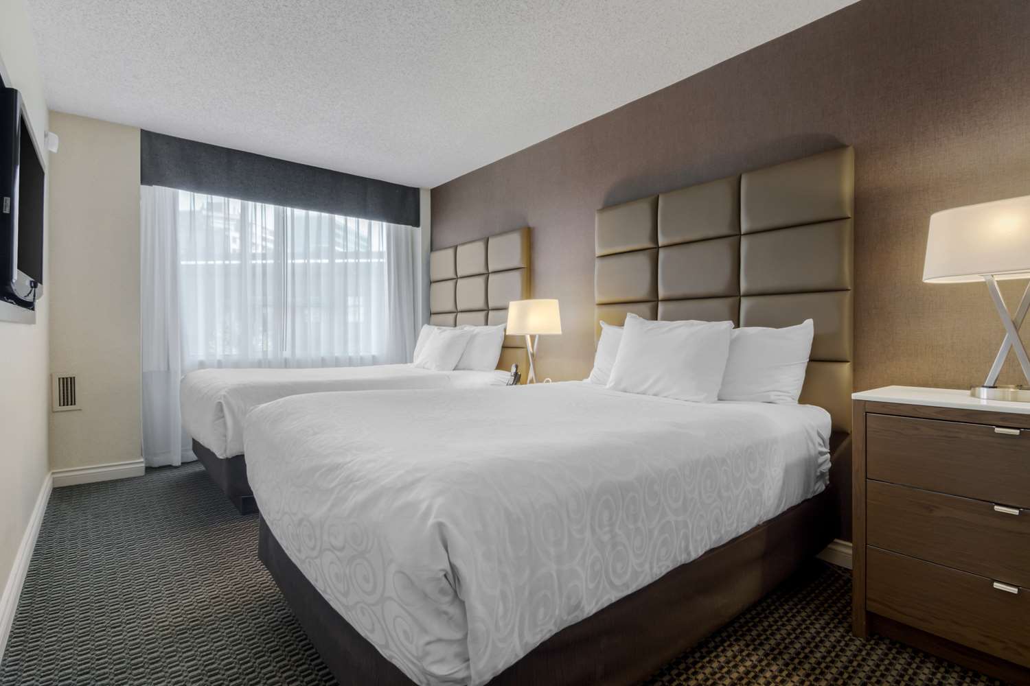 Best Western Premier Chateau Granville Hotel and Suites and Conf. Centre 28/61
