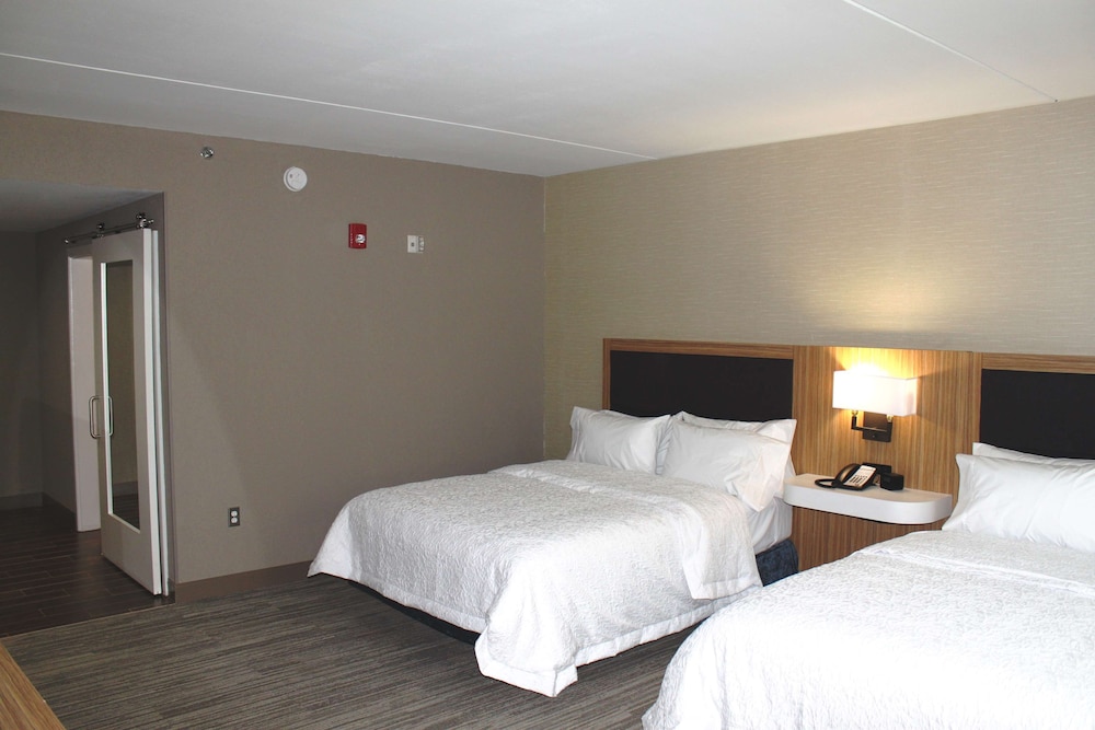 Hampton Inn Forsyth Ga 19/46