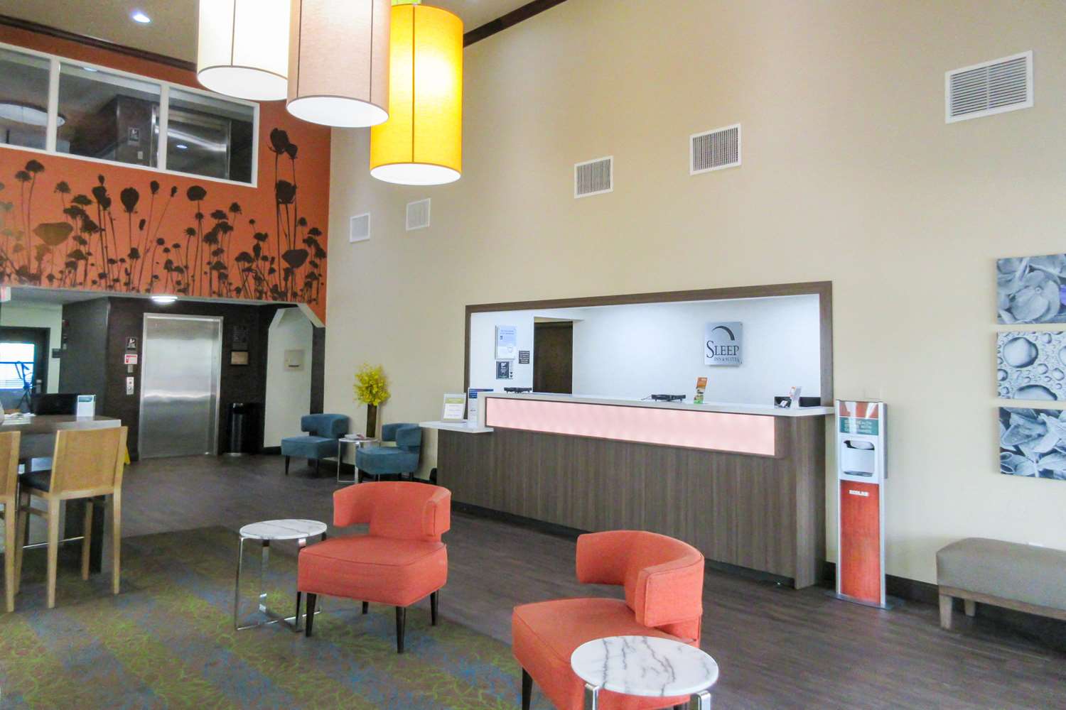 Holiday Inn Express & Suites Dania Beach - Airport Area 10/41