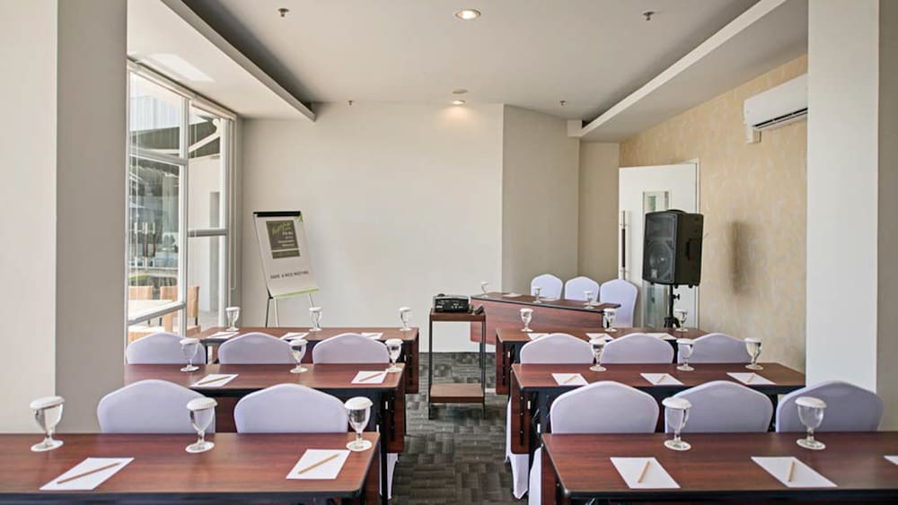 Whiz Prime Hotel Hasanuddin Makassar 30/36