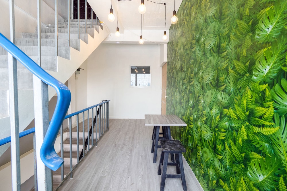 Bossa House Hostel & Cafe 53/57
