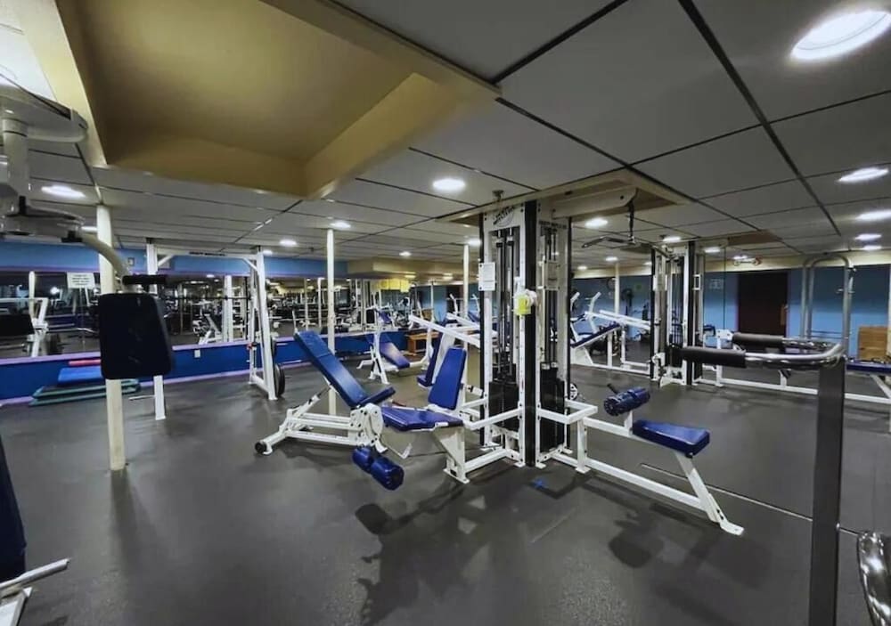 Presque Isle Inn and Convention Center 32/48
