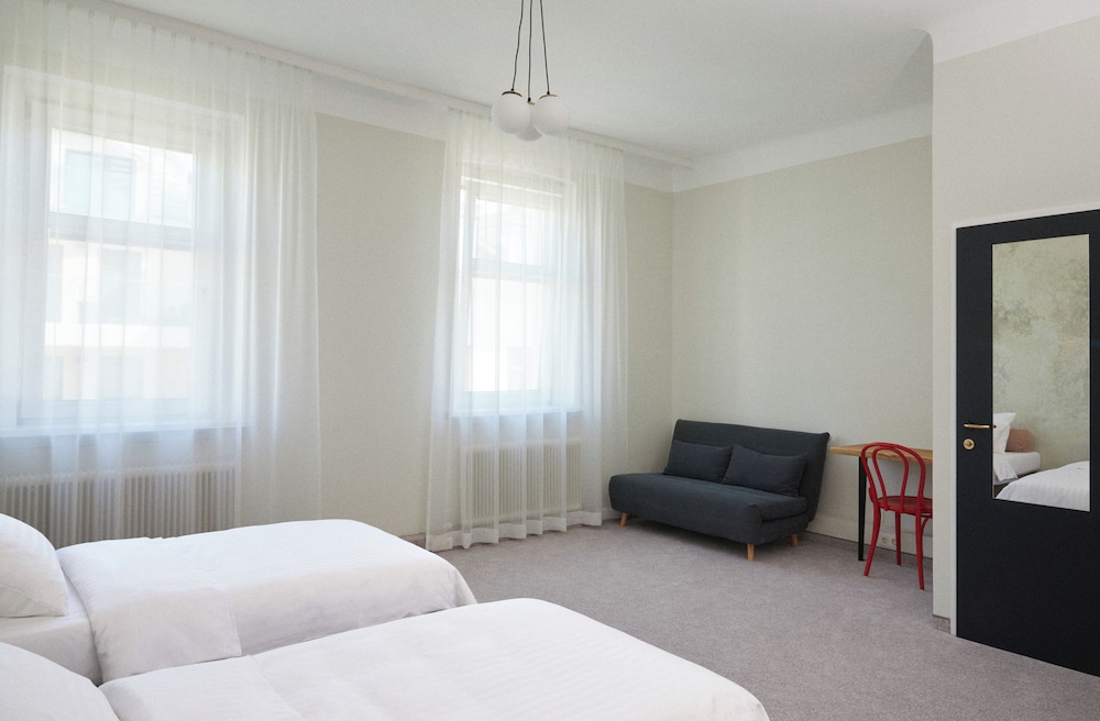 Hotel Babula am Augarten 18/49