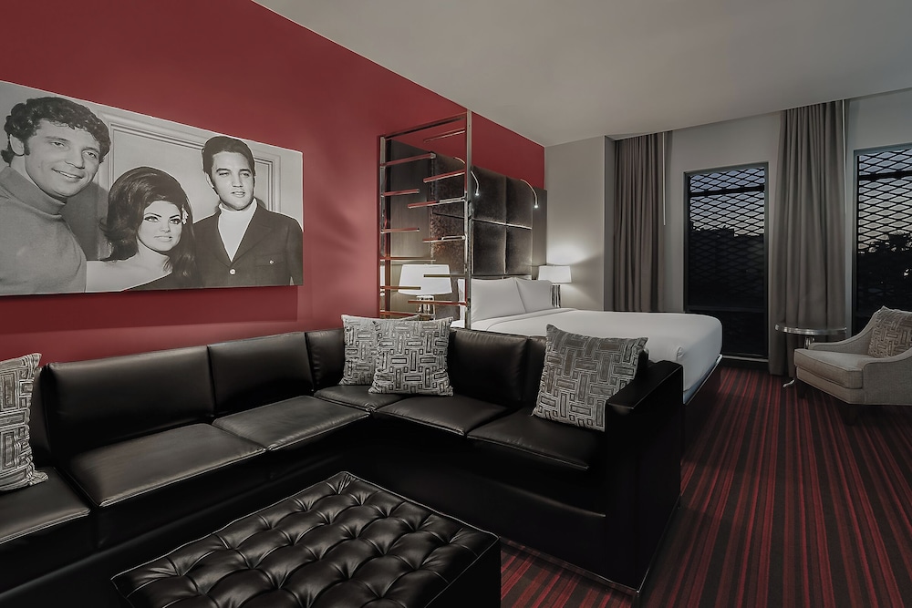 Golden Gate Hotel and Casino 23/43