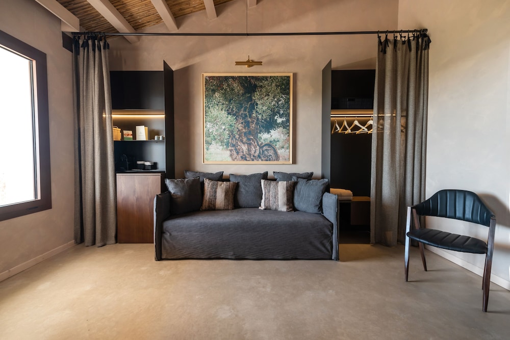 Relais Chiaramonte 46/68