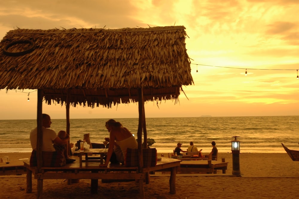 Ocean View Resort 58/70