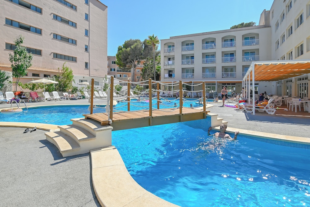 Club Hotel Cala Ratjada 34/49