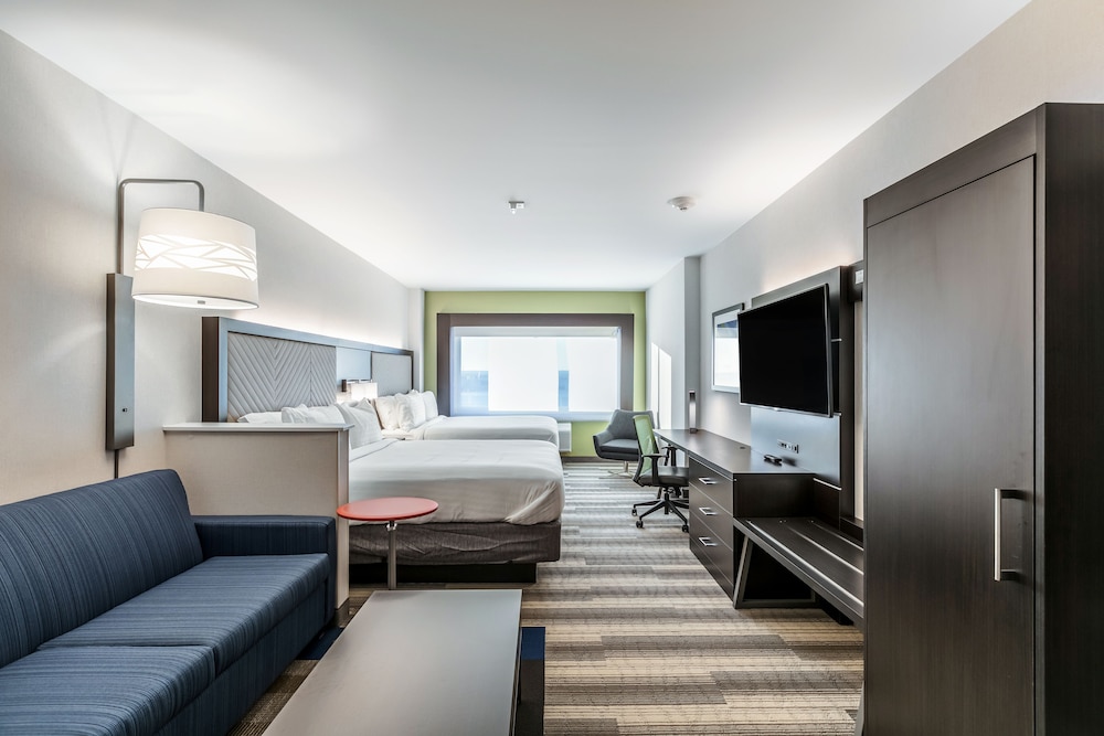 Holiday Inn Express Suites Jersey City North Hoboken 25/39