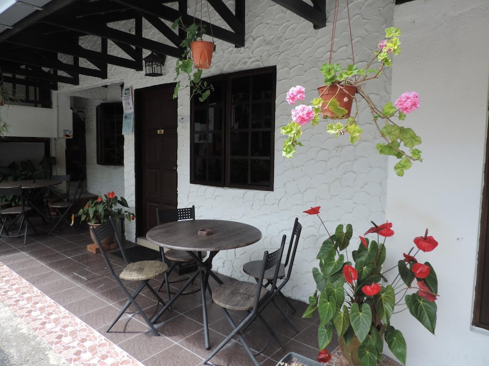 Cameronian Inn 56/69