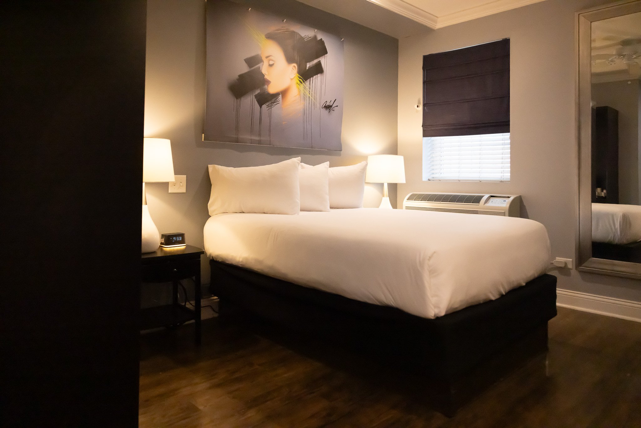 Hotel Chicago West Loop, SureStay Collection by Best Western 30/70