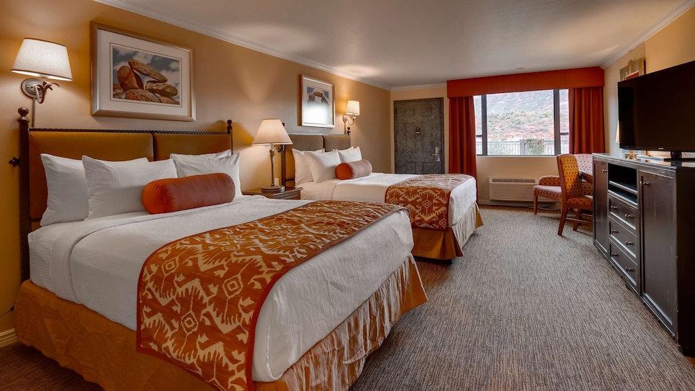 Standard, 2 Queen Beds, Accessible