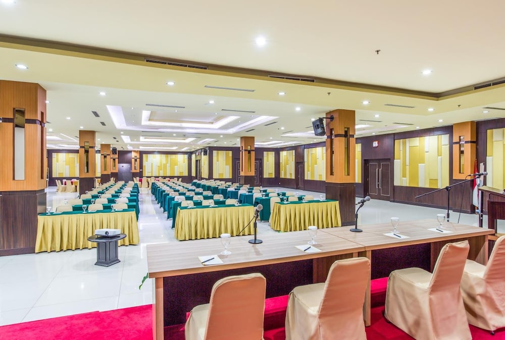 Orchardz Jayakarta Hotel 54/73