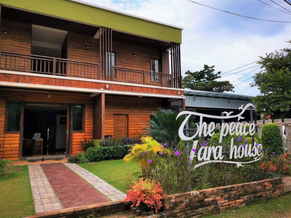 The Peace Tara House 2/72
