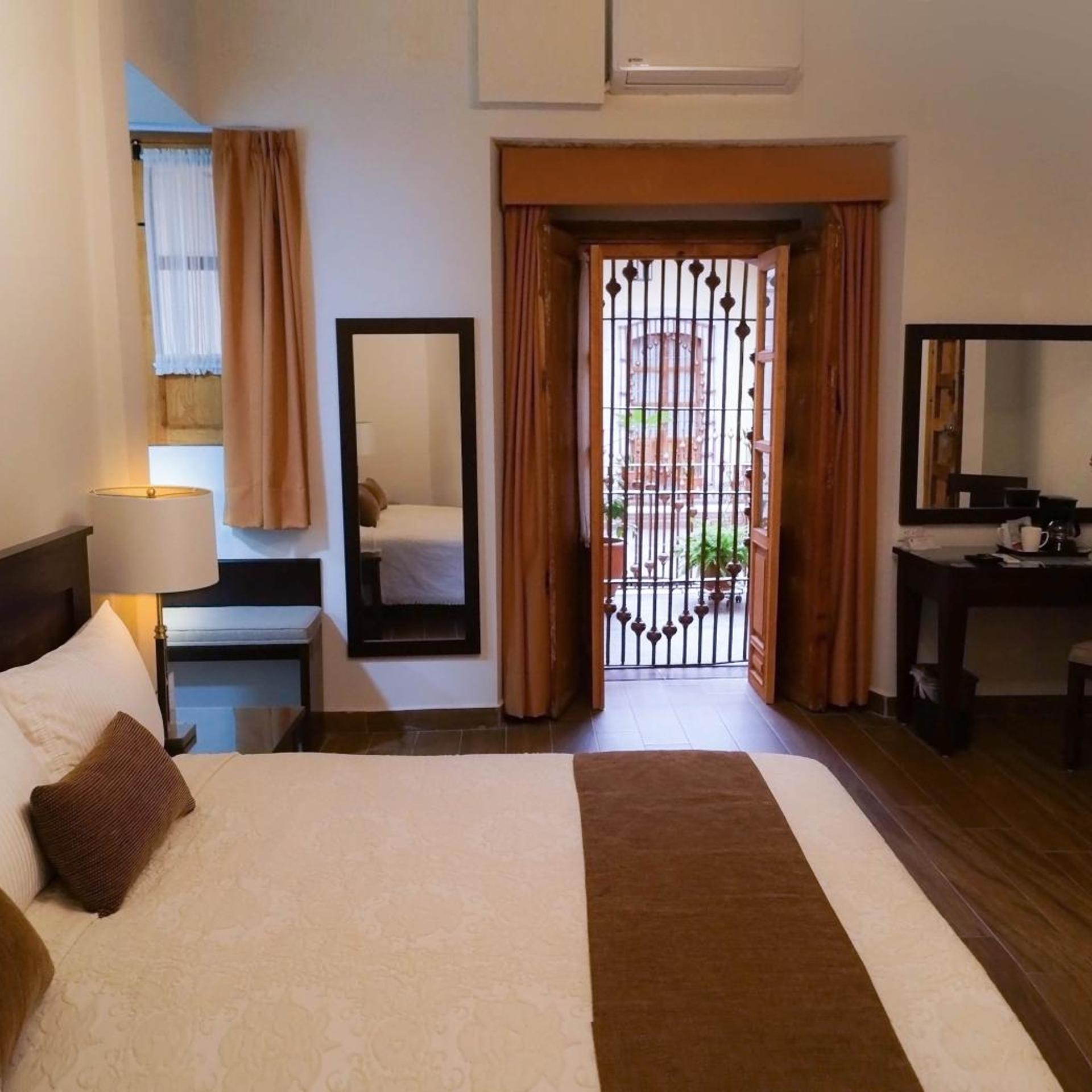 Hotel Casa Faroles 35/56
