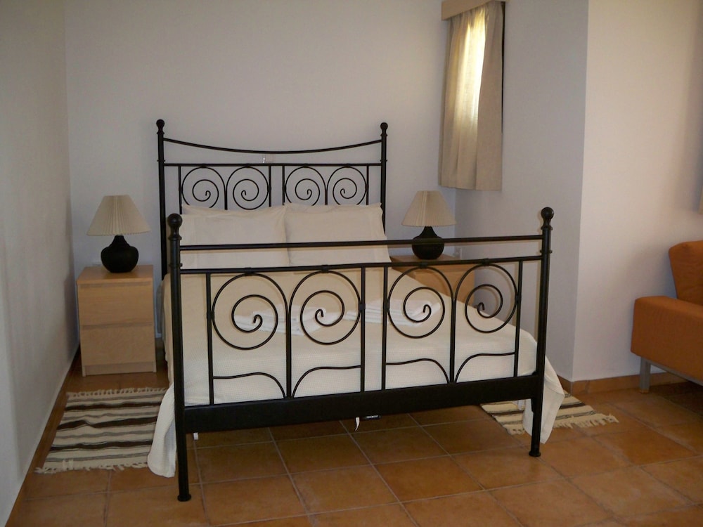 Miraluna Hotel 8/50