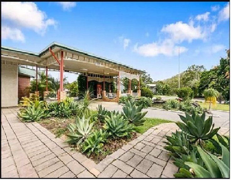 Comfort Hotel Parklands Calliope 1/2