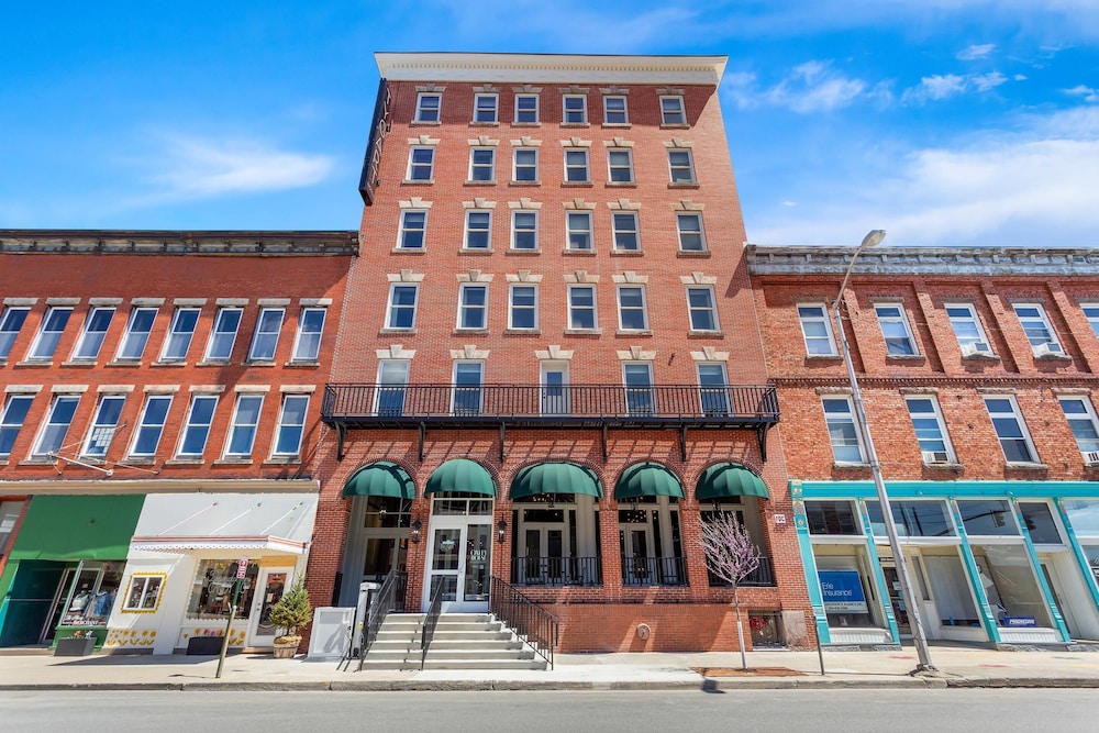 Tygart Hotel, Ascend Hotel Collection Elkins WV 2/66