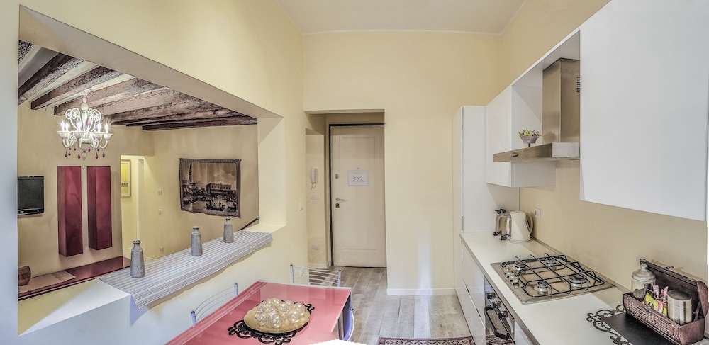 Venice Dream House Figaro 8/9