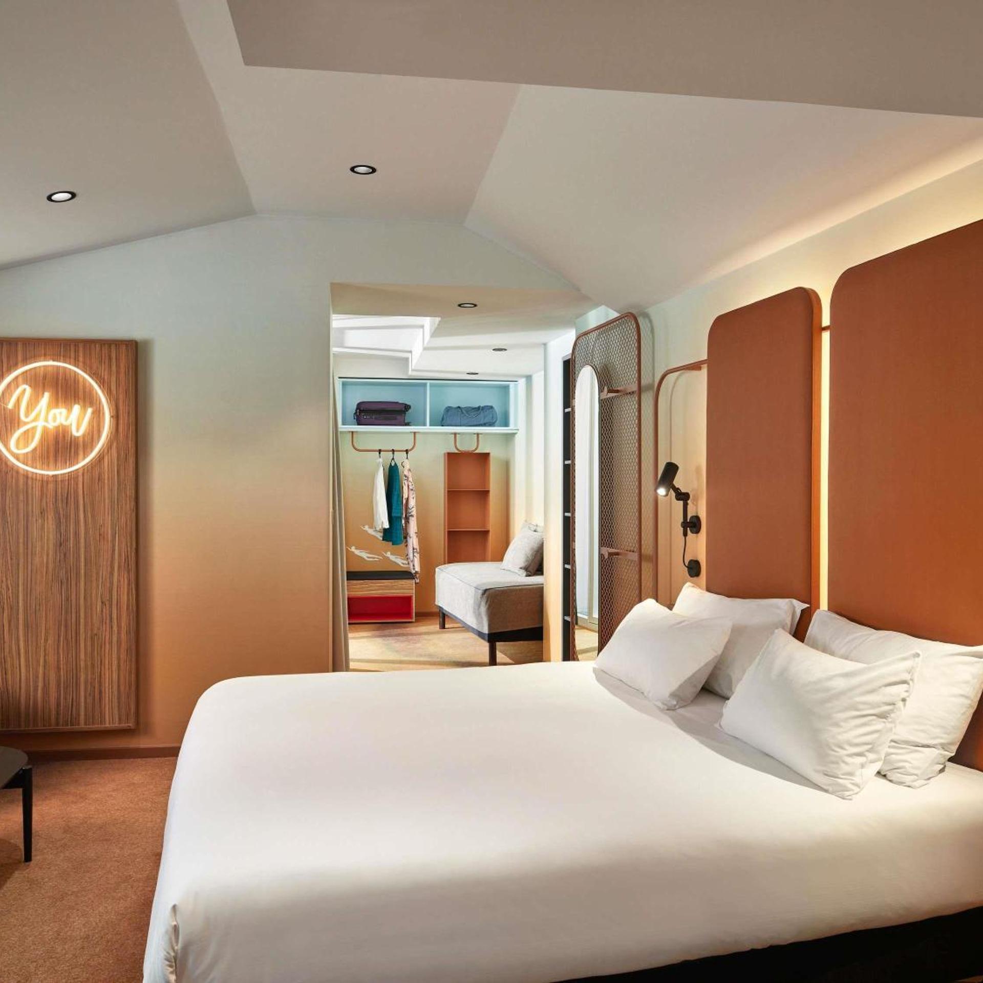 Junior Suite, Deluxe, Double and Twin Beds, Terrace